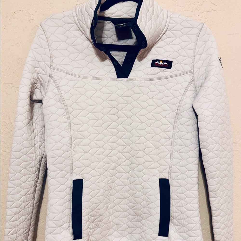 Moosejaw Quilted Pullover Small S Jacket Gray with Navy Trim GUC